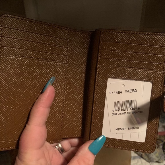 NWT Coach signature crossbody - Picture 8 of 8